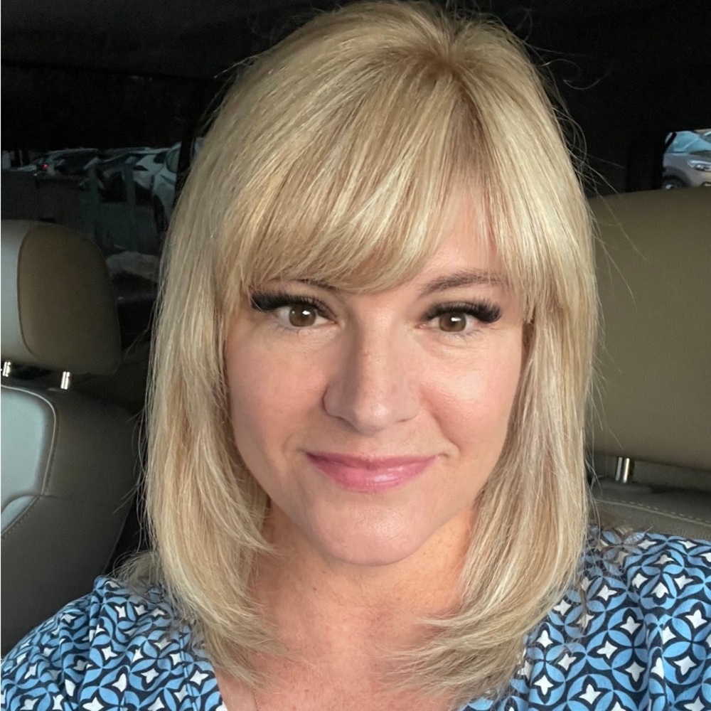 Meet your Posher, Deborah